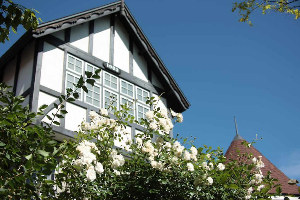 Petit Hotel & Restaurant Old Age Hokuto  Exterior photo